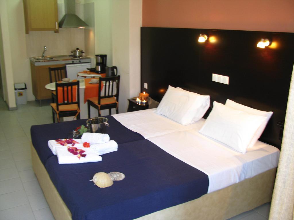 Kokkinos Apartament *